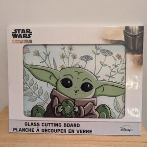 Star Wars Mandalorian Green and Brown Glass Cutting Board Brand New With Tag